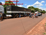 Maracaju: Corpo de Bombeiros atendem ocorrência de acidente, envolvendo motocicleta e carreta estacionada