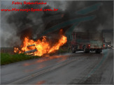 Maracaju: Corpo de Bombeiros atendem ocorrência de incêndio em veículo as margens da MS-162 saída para Sidrolândia