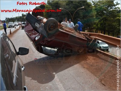 Maracaju: Acidente envolvendo dois veículos e capotamento no pontilhão do viaduto