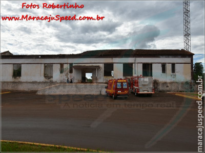 Maracaju: Bombeiros foram acionados para atender incêndio em prédio histórico da ferrovia
