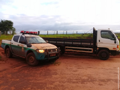 Polícia Militar Ambiental recupera caminhão furtado no Paraná