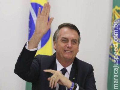 "Temos que respeitar a vontade popular", diz Bolsonaro sobre armas