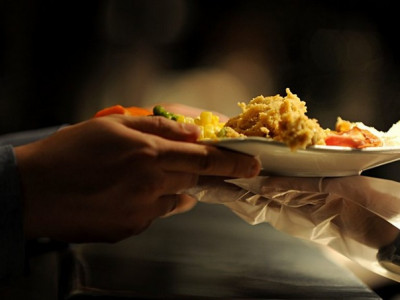Doenças transmissíveis pela comida matam 420 mil pessoas por ano no mundo Doenças transmissíveis pela comida matam 420 mil pessoas por ano no mundo