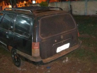 Maracaju: Polícia Militar apreende veículo por descaminho de mercadorias na BR-267