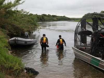 Menina brasileira de 2 anos desaparece em rio entre EUA e México Menina brasileira de 2 anos desaparece em rio entre EUA e México