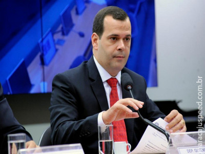 Motocicletas poderão ficar isentas do pagamento de pedágios em rodovias federais Motocicletas poderão ficar isentas do pagamento de pedágios em rodovias federais