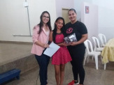 Fundação de Cultura de Maracaju entrega kit balé a alunas de projeto