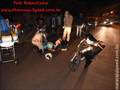 Maracaju: Colisão entre veículo e motociclista na Rua Padre P. A. Ferreira, deixa motociclista com possível fratura de ombro