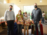 Famílias da Associação Recicla Maracaju recebem cestas básicas doadas pelo MPE e parceiros