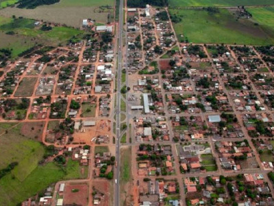 Azambuja sanciona lei que muda nomes de trechos de rodovias em MS Azambuja sanciona lei que muda nomes de trechos de rodovias em MS