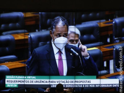 Projeto determina que profissionais do SUS promovam ações de educação em saúde Projeto determina que profissionais do SUS promovam ações de educação em saúde