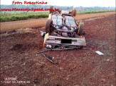 Maracaju: Condutor perde controle de veículo Gol em estrada vicinal, colidi com barranco e capota