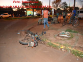 Maracaju: Corpo de Bombeiros atendem ocorrência de colisão entre veículo e motociclistas. Condutor foge sem prestar socorro Maracaju: Corpo de Bombeiros atendem ocorrência de colisão entre veículo e motociclistas. Condutor foge sem prestar socorro
