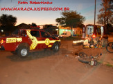Maracaju: Corpo de Bombeiros atendem ocorrência de colisão entre veículo e motociclistas. Condutor foge sem prestar socorro Maracaju: Corpo de Bombeiros atendem ocorrência de colisão entre veículo e motociclistas. Condutor foge sem prestar socorro
