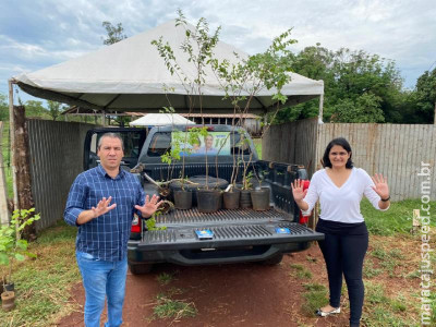 Maracaju: Em última semana de campanha, Thiago Caminha planta 10 árvores que simbolizam 10 compromissos com Maracaju