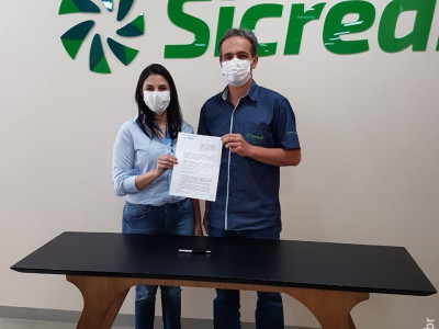 Escola do Sesi de Maracaju firma parceria que garante descontos para colaboradores e associados do Sicredi