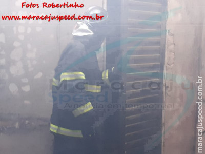 Maracaju: Corpo de Bombeiros e Polícia Militar atendem ocorrência de incêndio criminoso em residência no Conjunto Ilha Bela 2