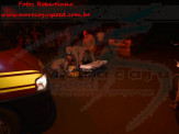 Maracaju: Mulher enfurecida por estar tendo uma "DR" com seu marido, joga motocicleta contra caçamba de entulho na Vila Margarida Maracaju: Mulher enfurecida por estar tendo uma "DR" com seu marido, joga motocicleta contra caçamba de entulho na Vila Margarida