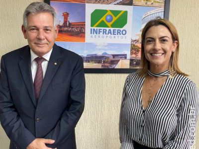 Senadora Soraya reúne-se com presidente da Infraero para tratar sobre aeroportos de Dourados e Bonito