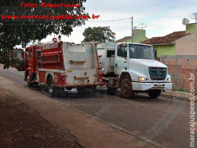 Maracaju: Bombeiros atendem ocorrência de incêndio em lixo que estava no interior de caminhão de lixo