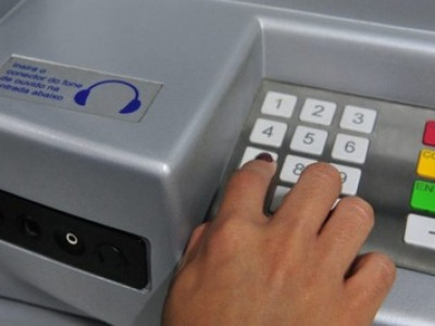 Comissão aprova aumento de pena para estelionato praticado contra pai ou mãe Comissão aprova aumento de pena para estelionato praticado contra pai ou mãe