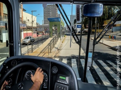 Comissão aprova projeto que aplica regras do caminhoneiro profissional aos motoristas de coletivos urbanos