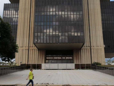Contas públicas têm déficit de R$ 65,5 bilhões em junho Contas públicas têm déficit de R$ 65,5 bilhões em junho