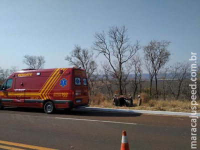 Capotamento de veículo deixa uma pessoa morta na saída para Rochedo Capotamento de veículo deixa uma pessoa morta na saída para Rochedo