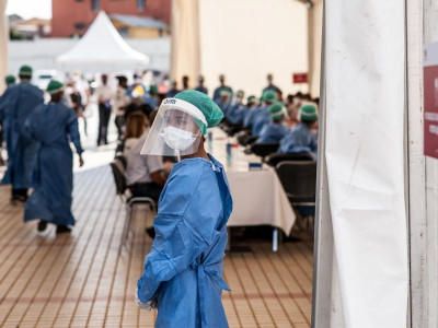 OMS: Casos de COVID-19 no mundo aumentam pela quarta semana consecutiva OMS: Casos de COVID-19 no mundo aumentam pela quarta semana consecutiva