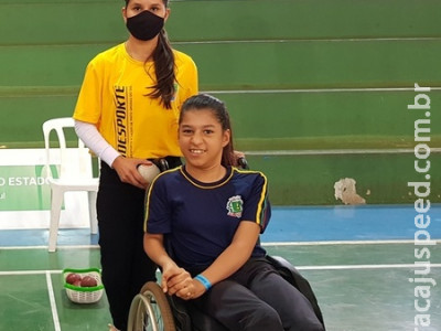Representando Sidrolândia nas Paralimpíadas Escolares Emily Bonfim garante ouro na Bocha