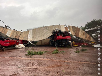 Chuva e vento forte deixam rastro de destruição na sede de Caarapó e na zona rural