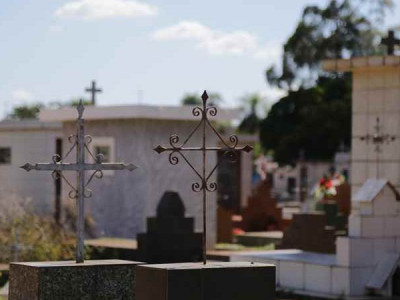 Confira os sepultamentos desta segunda-feira (25) em Campo Grande