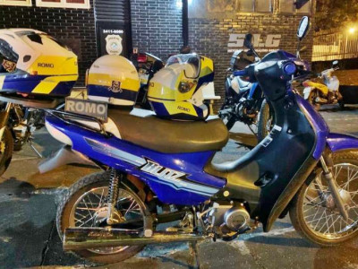 Guarda de Dourados recupera moto furtada na fronteira