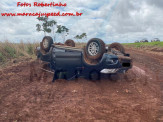 Maracaju: Corpo de Bombeiros atendem capotamento de caminhonete Hilux na BR-267