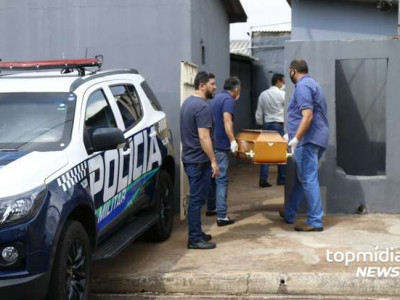 Mulher faz visita e encontra irmão morto dentro de casa no Macaúbas