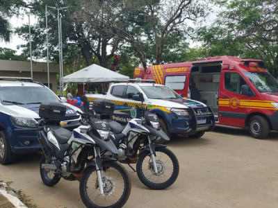Polícia Militar em Nova Andradina realiza ação do Dia das Crianças Polícia Militar em Nova Andradina realiza ação do Dia das Crianças