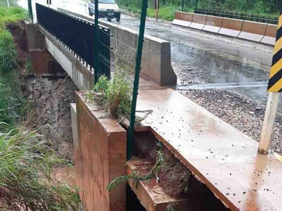 Prefeitura interdita ponte na entrada de Naviraí por conta de risco de desabamento
