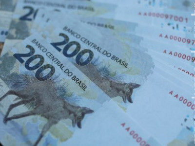 Bancos reduzem expectativa de liberação de crédito em 2022 Bancos reduzem expectativa de liberação de crédito em 2022