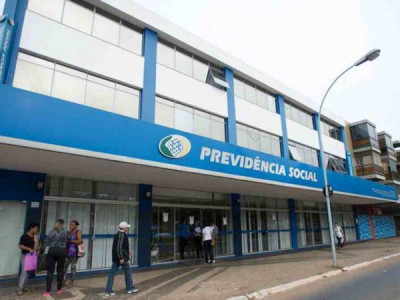 Convocados têm só até esta quinta para agendar perícia médica no INSS Convocados têm só até esta quinta para agendar perícia médica no INSS