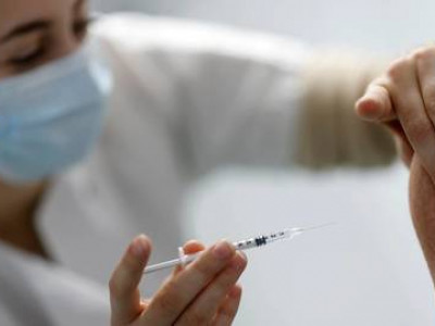 MS chega a 99% da população adulta vacinada ao menos com a primeira dose 