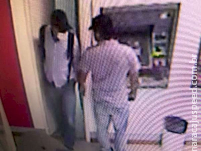 Polícia procura em outro estado assaltantes que invadiram agência bancária de Dourados Polícia procura em outro estado assaltantes que invadiram agência bancária de Dourados