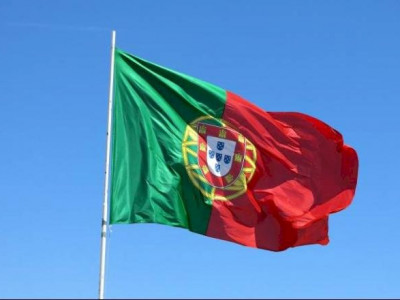 Portugal volta a exigir máscaras após anúncio de variante da Covid-19  Portugal volta a exigir máscaras após anúncio de variante da Covid-19