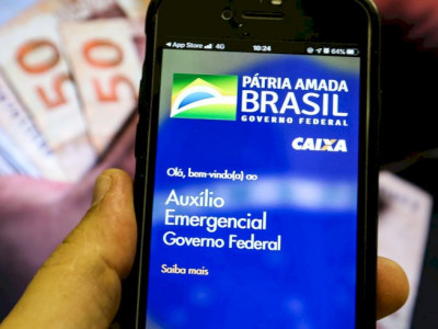 Trabalhadores nascidos em dezembro podem sacar auxílio emergencial Trabalhadores nascidos em dezembro podem sacar auxílio emergencial