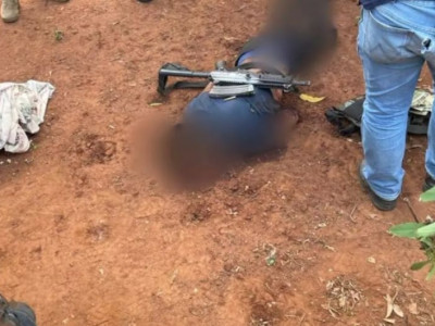 Confronto deixa um guerrilheiro morto na fronteira e policial ferido  Confronto deixa um guerrilheiro morto na fronteira e policial ferido