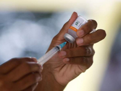 Dourados faz alerta sobre nova variante Ômicron e inicia vacinação nas escolas Dourados faz alerta sobre nova variante Ômicron e inicia vacinação nas escolas