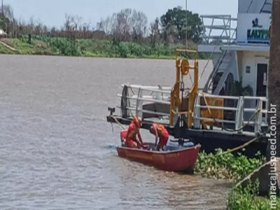 Homem desaparece no Rio Paraguai durante banho e bombeiros fazem buscas Homem desaparece no Rio Paraguai durante banho e bombeiros fazem buscas