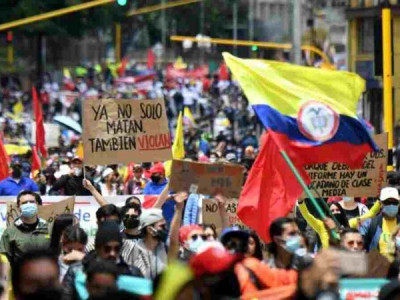 ONU relata 46 mortes em protestos e violações graves na Colômbia ONU relata 46 mortes em protestos e violações graves na Colômbia