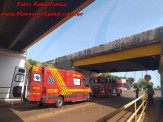 Maracaju: Bombeiros atendem ocorrência no viaduto da Av. Mário Correa Maracaju: Bombeiros atendem ocorrência no viaduto da Av. Mário Correa
