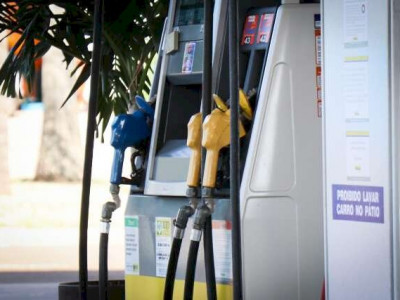 Petrobras anuncia aumento nos preços da gasolina e diesel a partir de amanhã