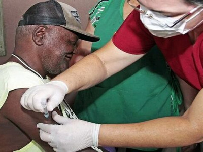 MS registra queda de casos e internações por Covid; mortes aumentam MS registra queda de casos e internações por Covid; mortes aumentam